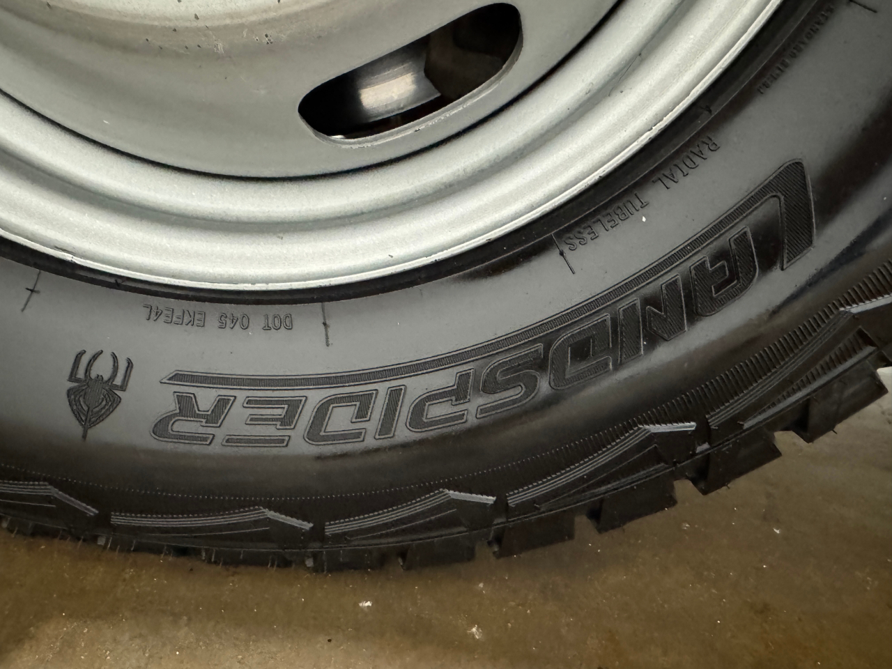 Ford Super Duty F-350 DRW  2024