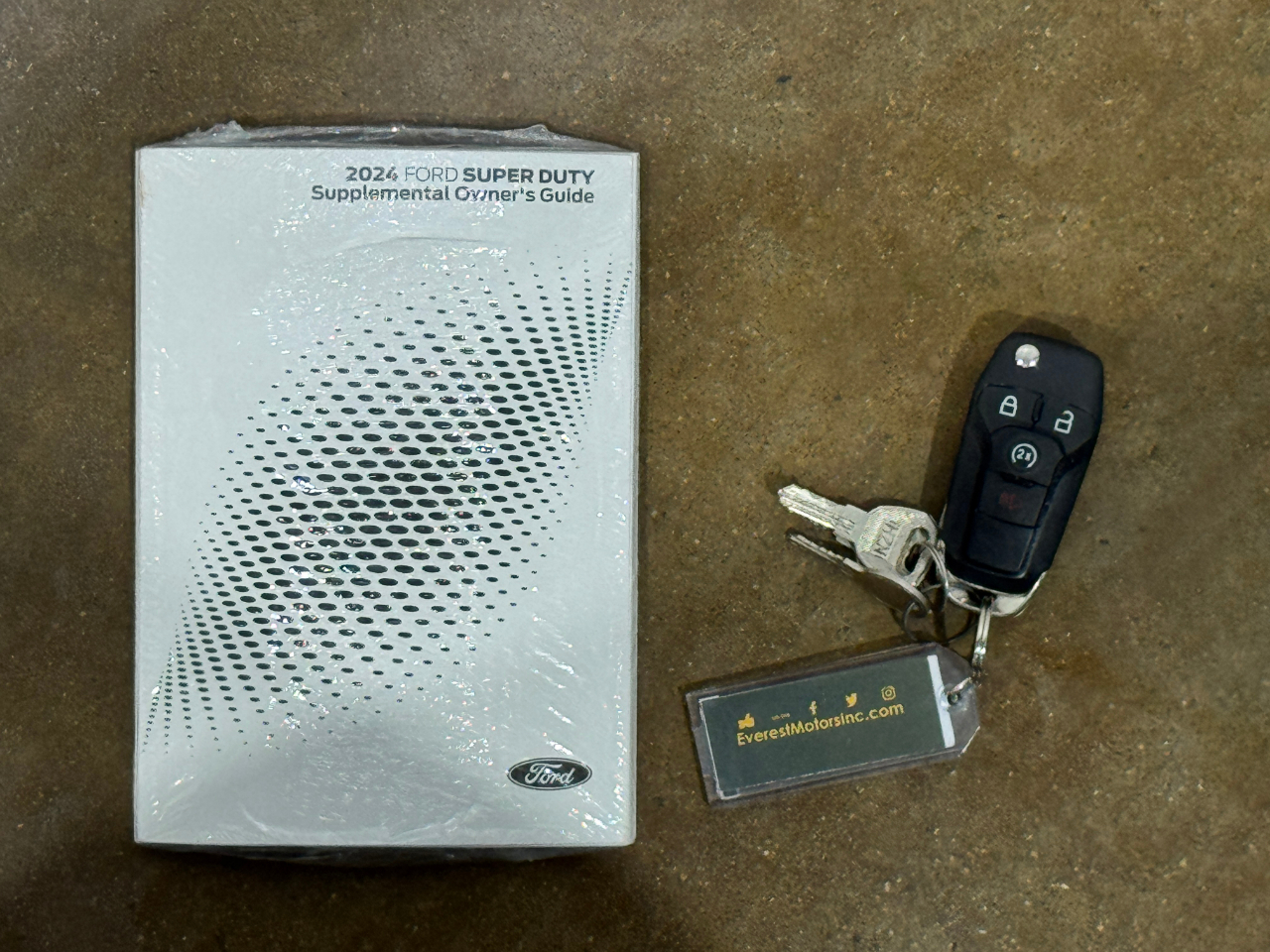 Ford Super Duty F-350 DRW  2024