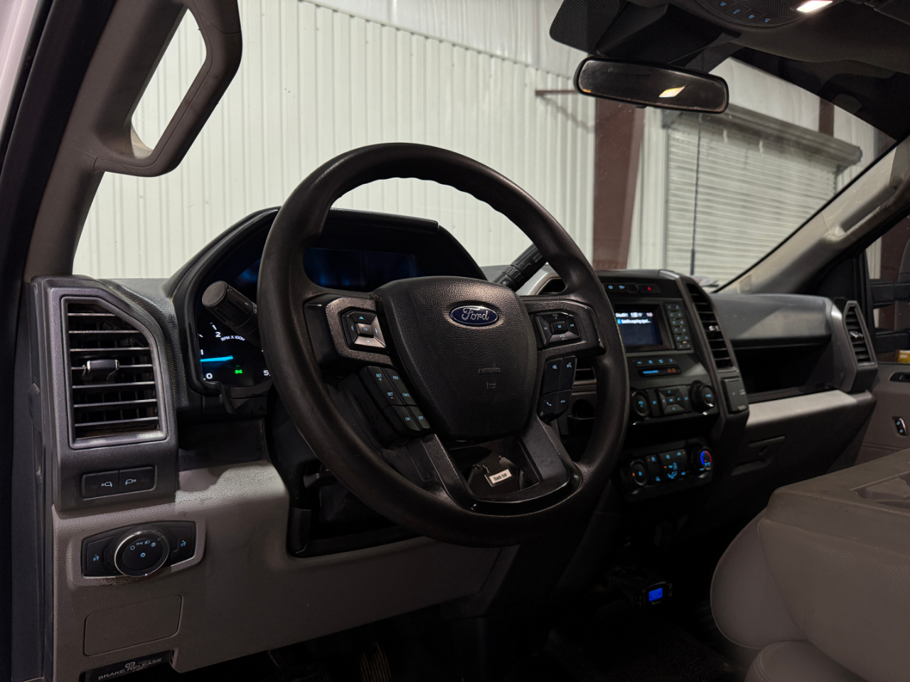 Ford Super Duty F-550 DRW  2022