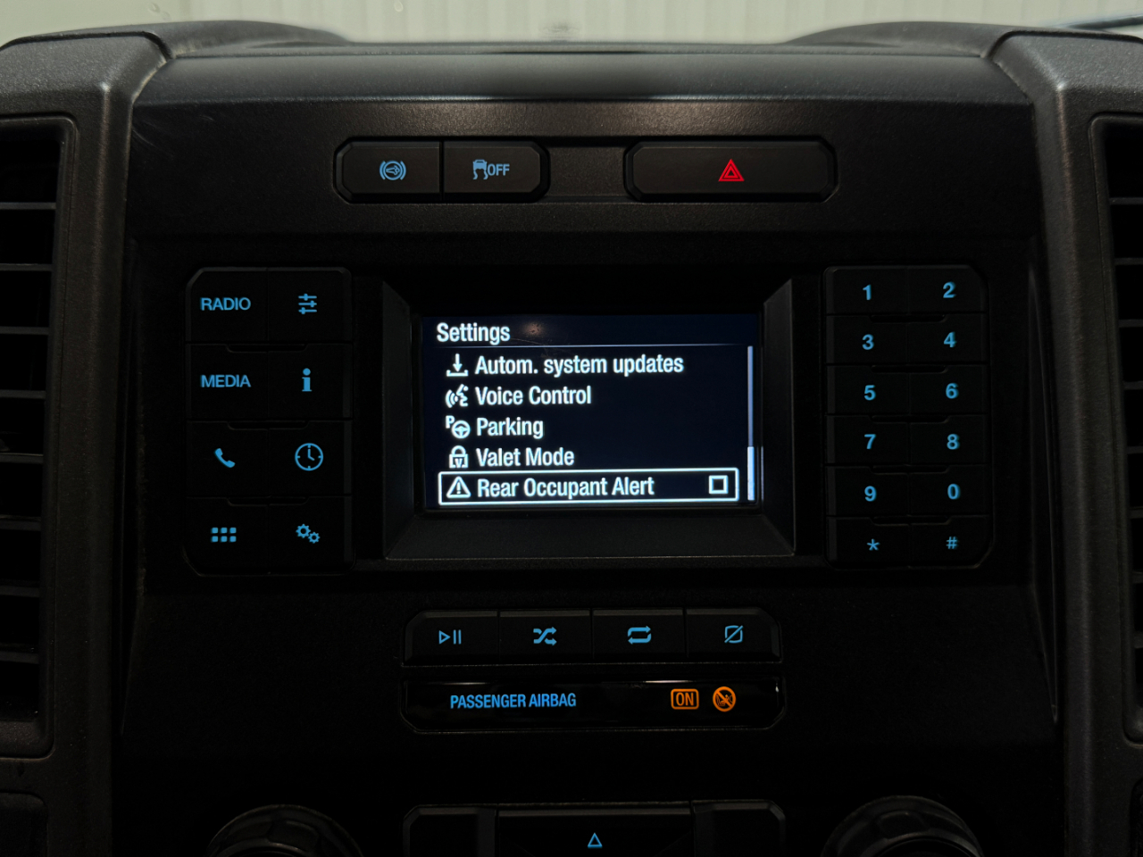 Ford Super Duty F-550 DRW  2022