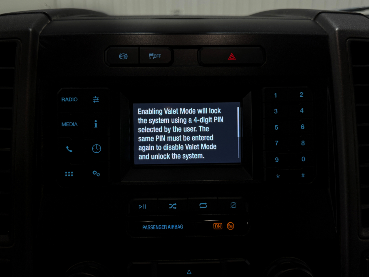 Ford Super Duty F-550 DRW  2022