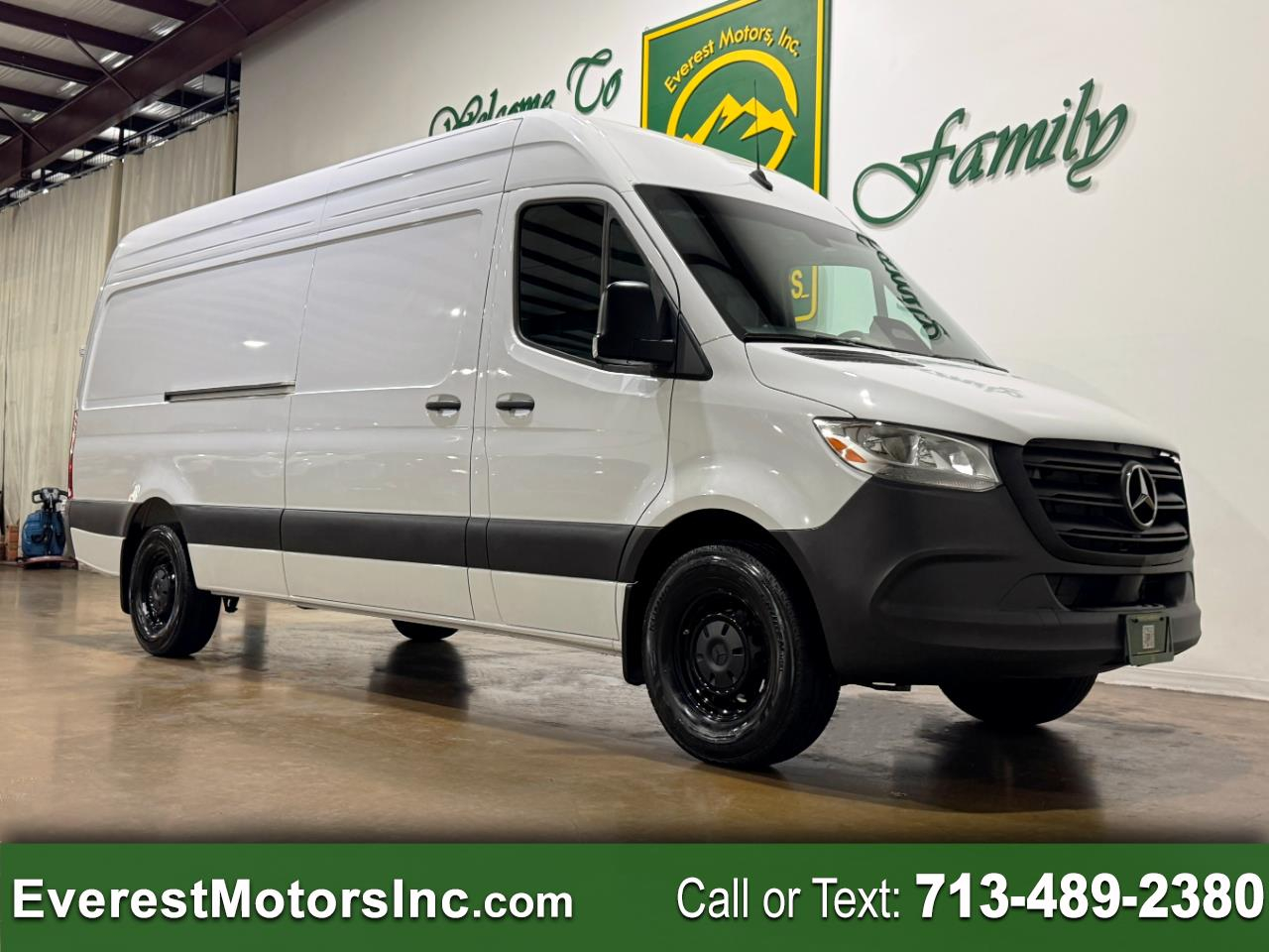 2025 Mercedes-Benz Sprinter Cargo Van 2500 HIGHROOF LONGWB RWD 2.0L DIESEL 1OWNER