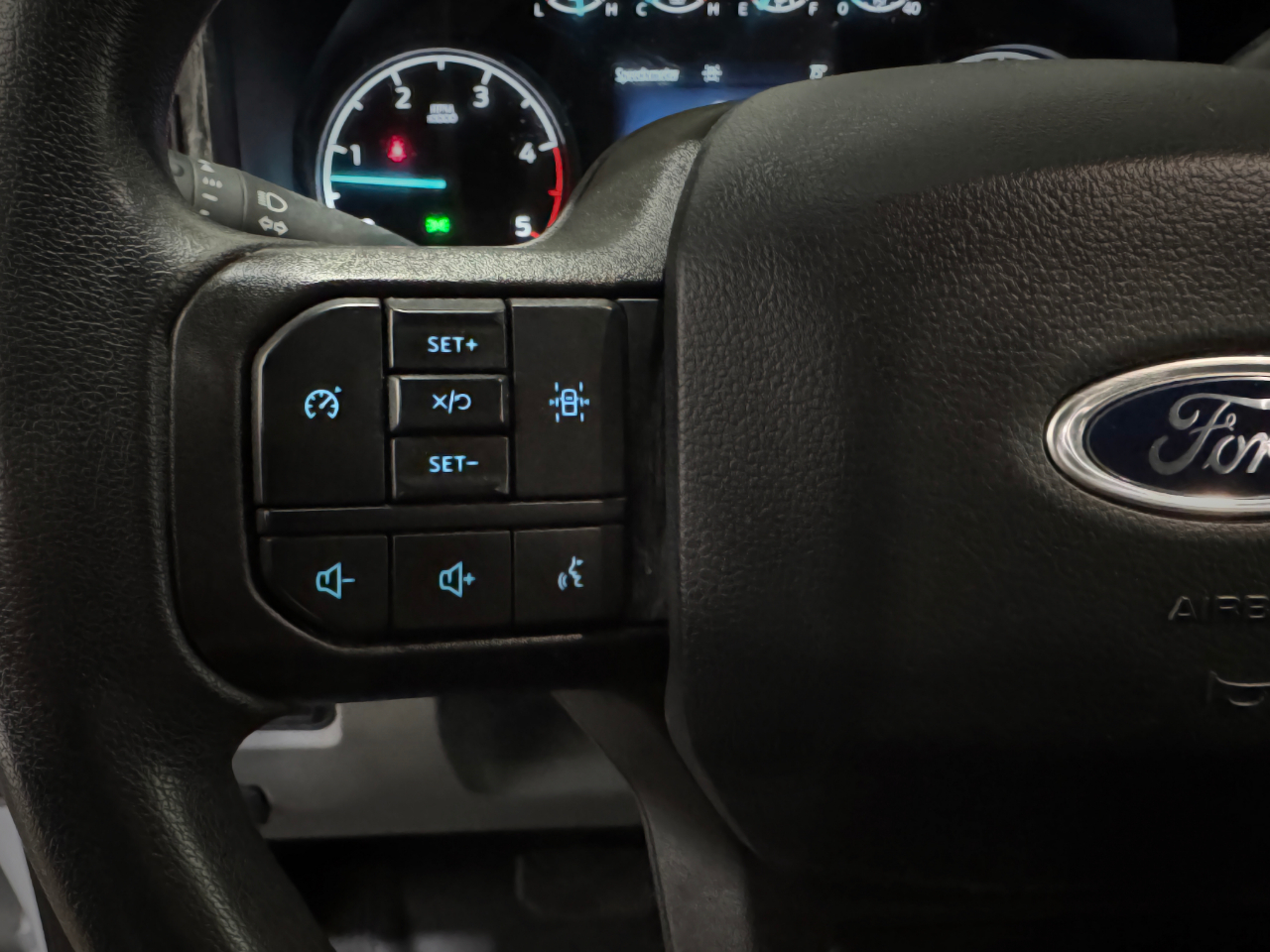 Ford Super Duty F-550 DRW  2024