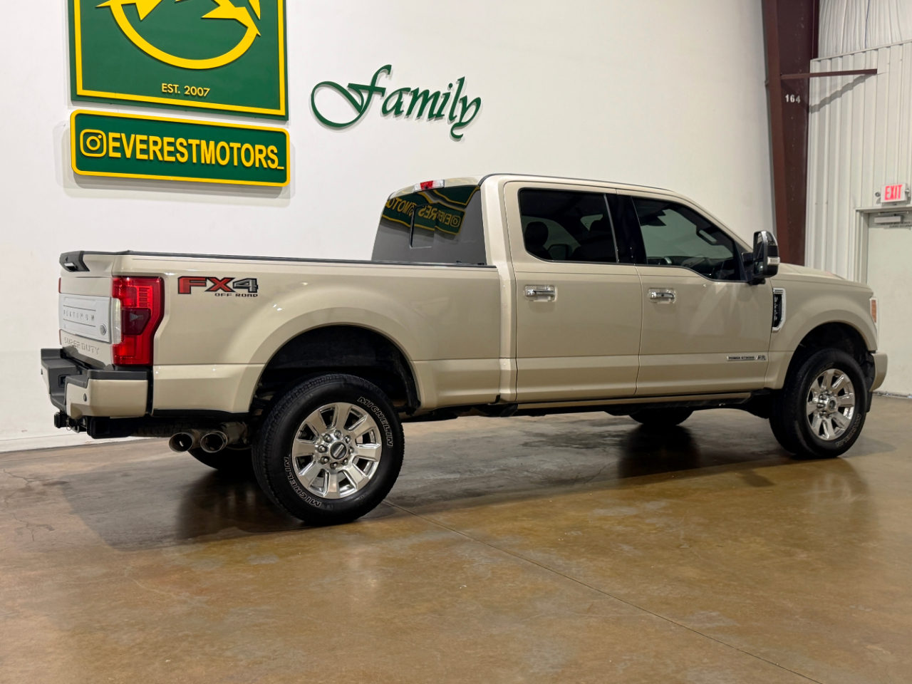 Ford Super Duty F-250 SRW  2017