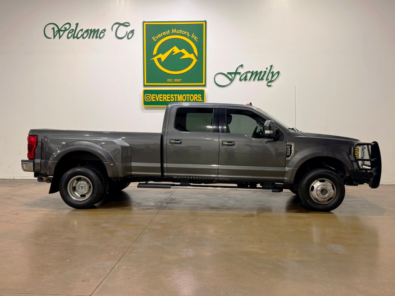 Ford Super Duty F-350 DRW  2019