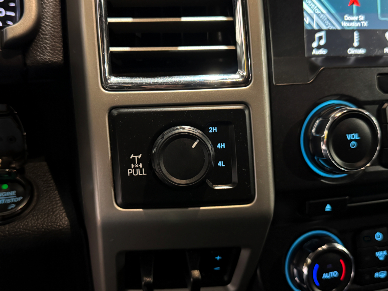 Ford Super Duty F-250 SRW  2017