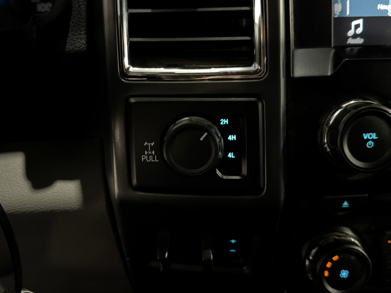 Ford Super Duty F-250 SRW  2017