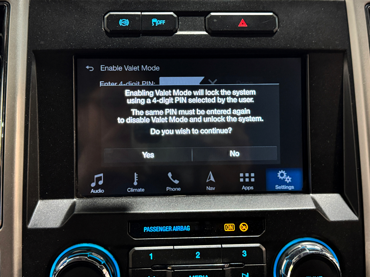 Ford Super Duty F-350 DRW  2018