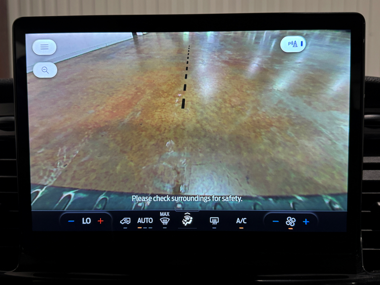 Ford Transit Passenger Wagon  2023