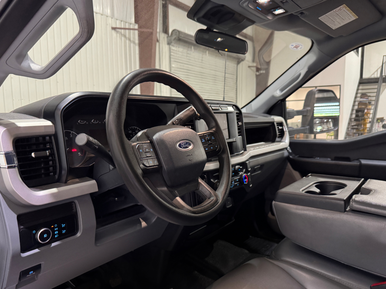 Ford Super Duty F-550 DRW  2024