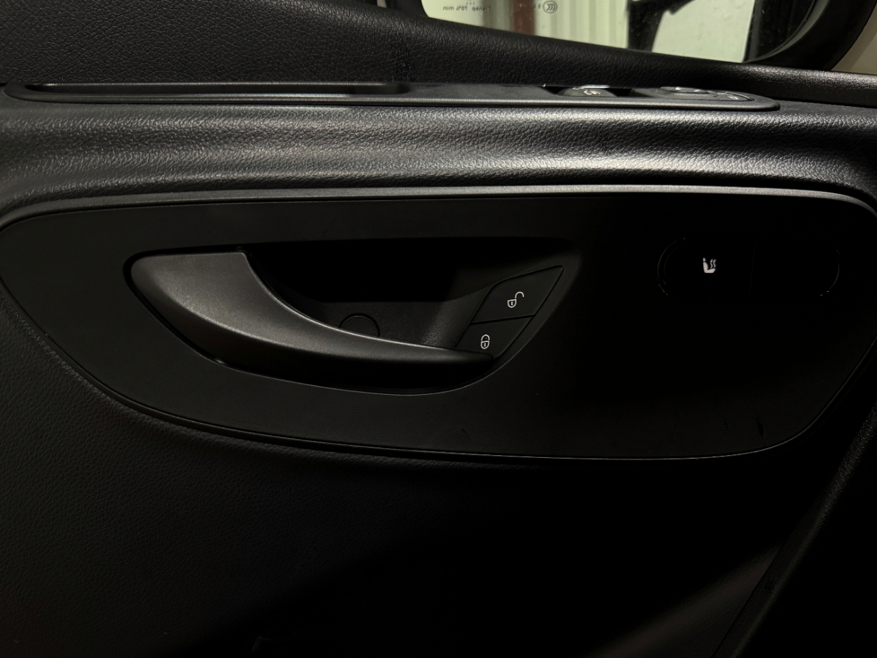 Mercedes-Benz Sprinter Crew Van  2021