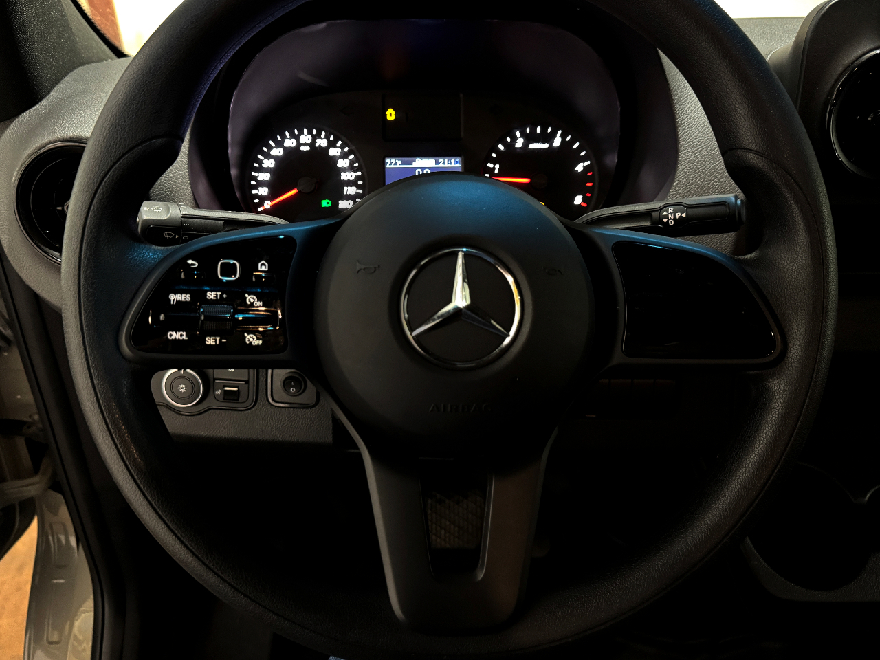 Mercedes-Benz Sprinter Crew Van  2021