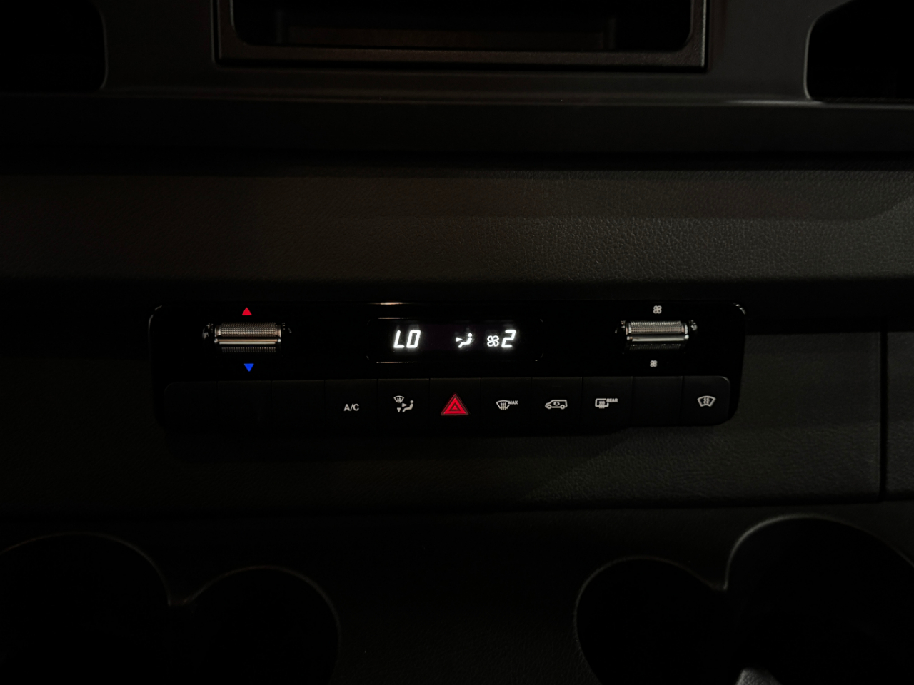 Mercedes-Benz Sprinter Crew Van  2021