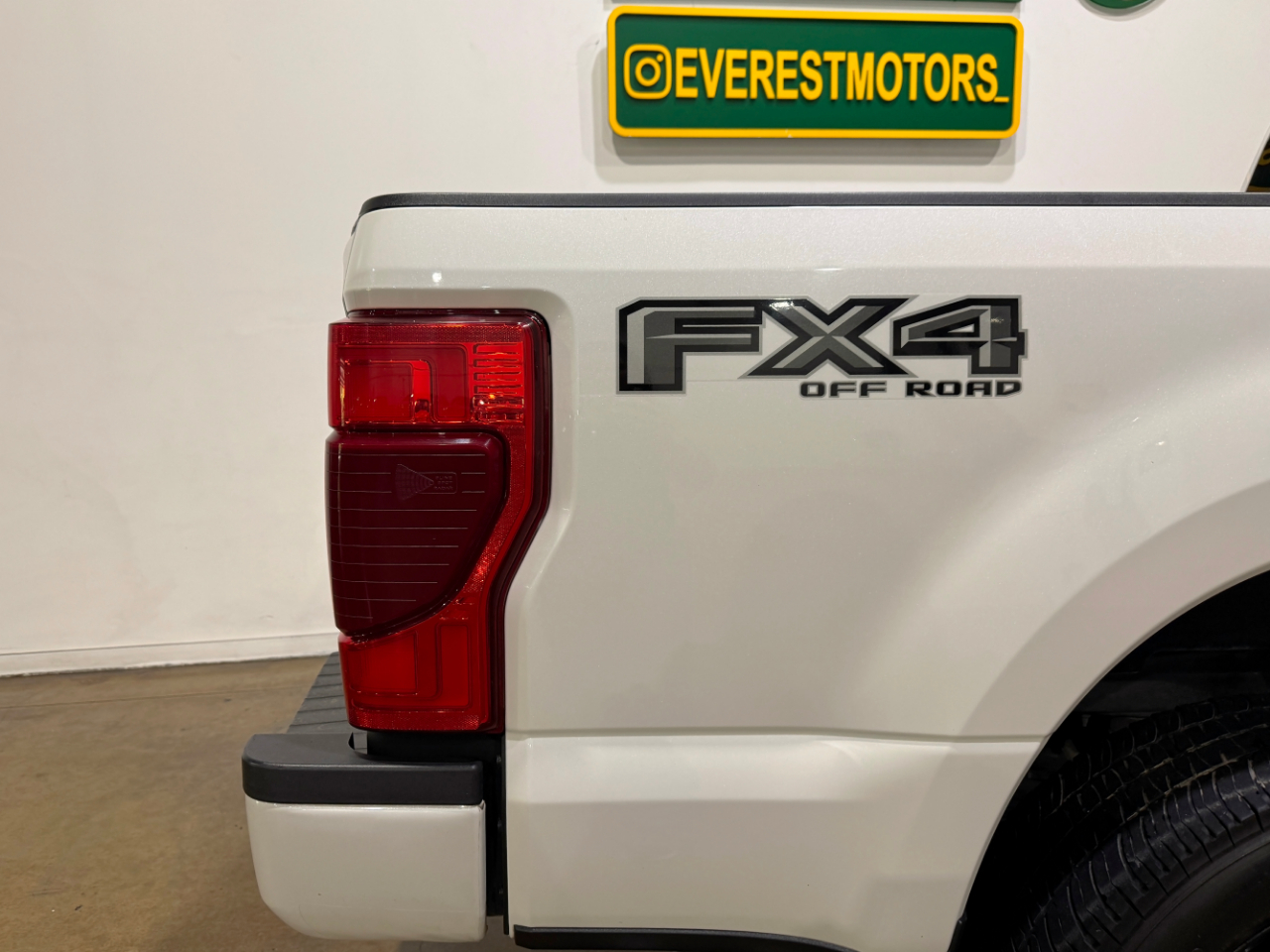 Ford Super Duty F-250 SRW  2022