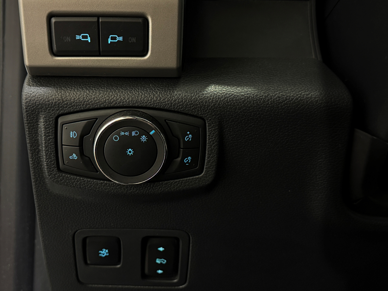 Ford Super Duty F-250 SRW  2022