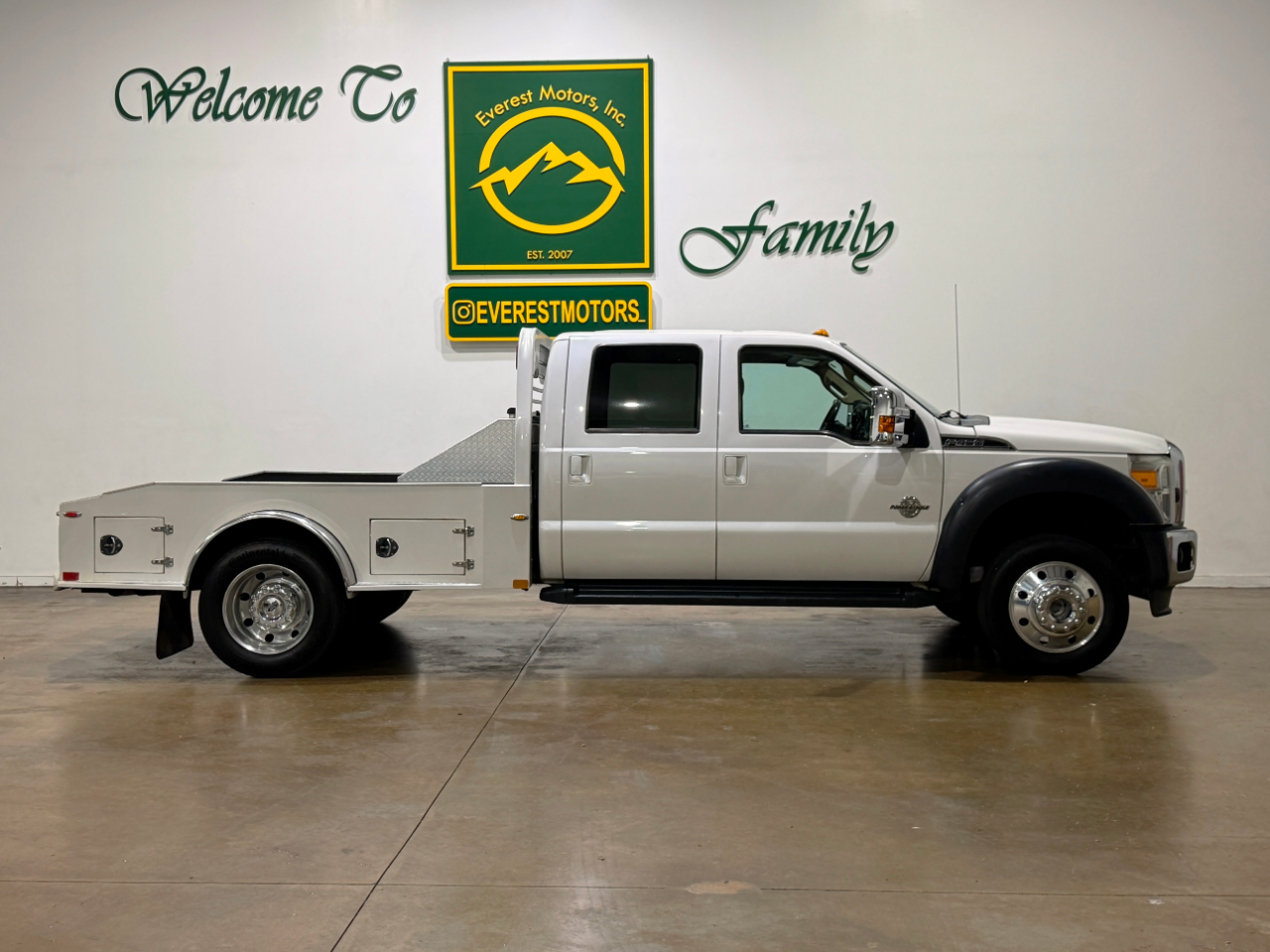 Ford Super Duty F-450 DRW  2016
