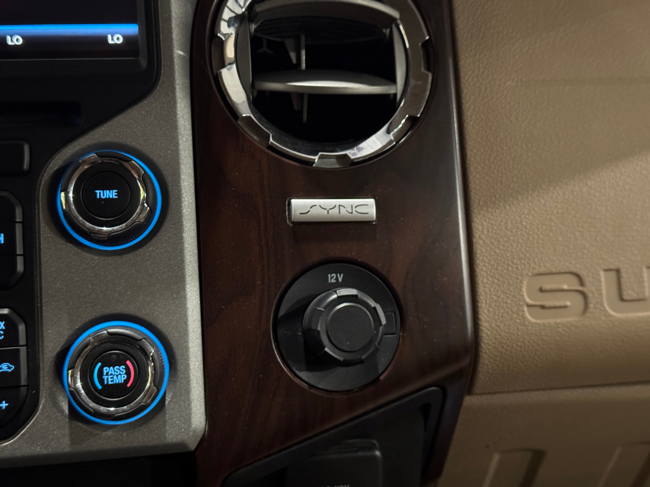 Ford Super Duty F-450 DRW  2016