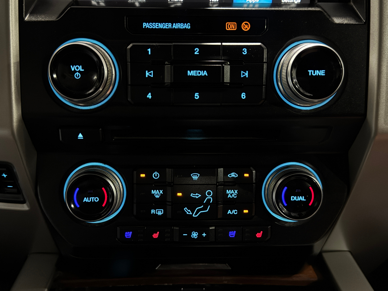 Ford Super Duty F-350 SRW  2018