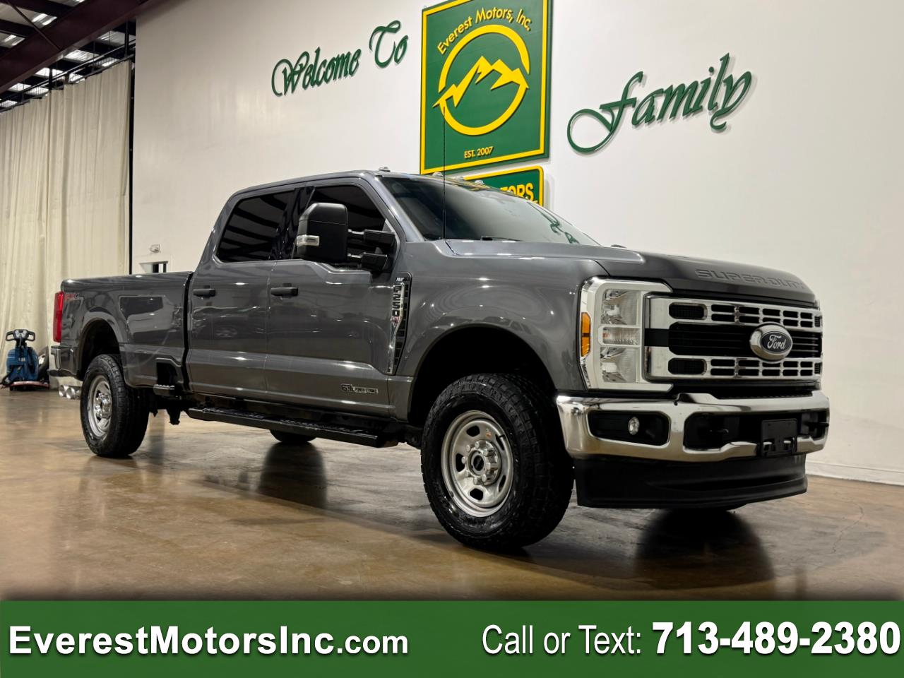 2024 Ford Super Duty F-250 SRW XLT 4X4 CREWCAB LONG 6.7L V8 DIESEL 1OWNER