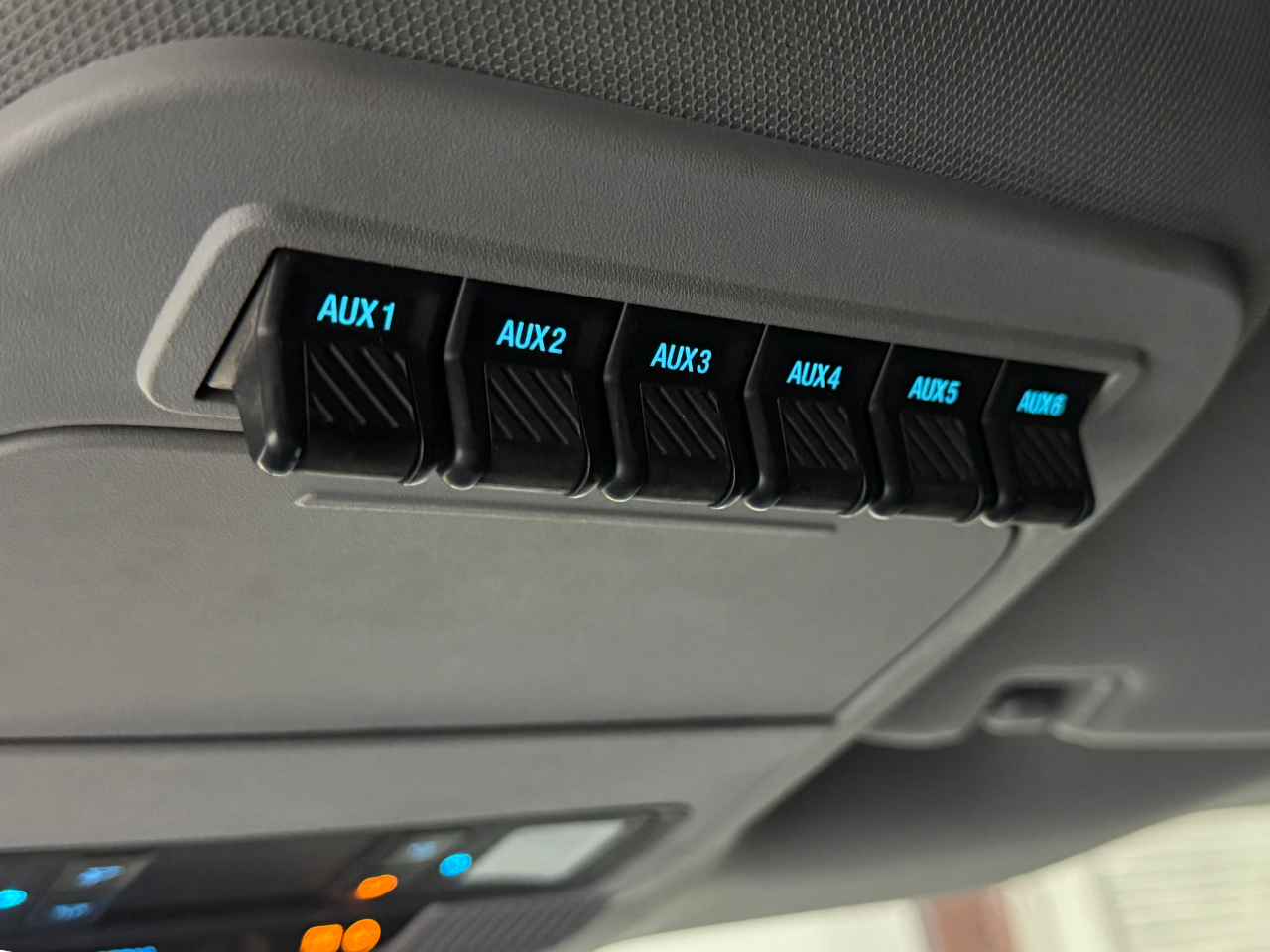 Ford Super Duty F-250 SRW  2024