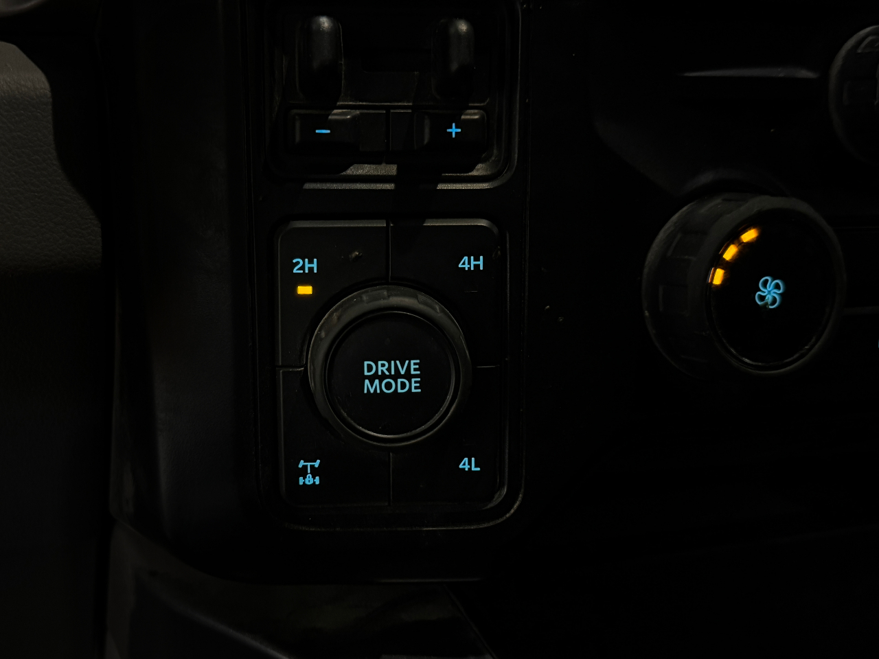 Ford Super Duty F-250 SRW  2024