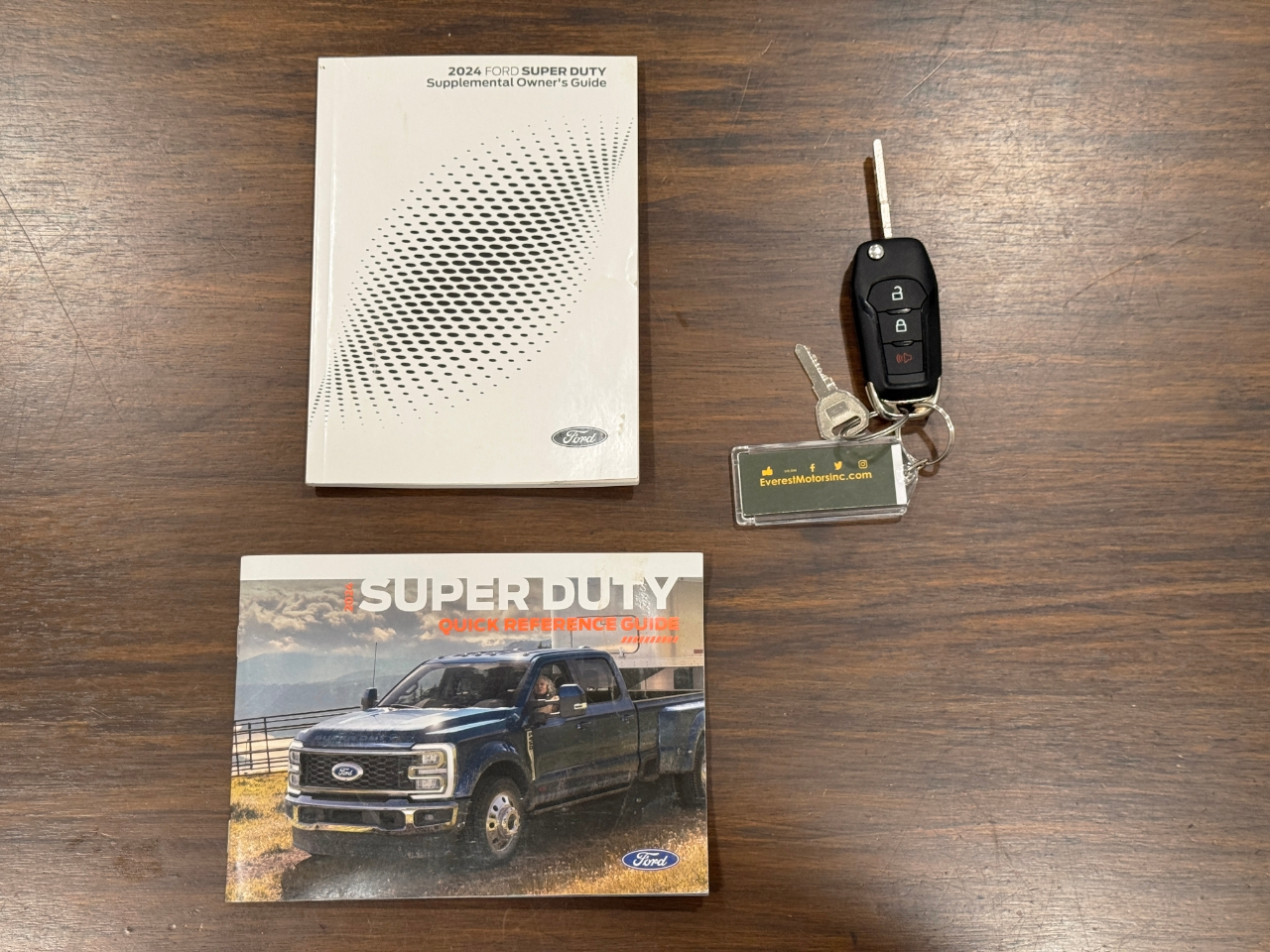 Ford Super Duty F-250 SRW  2024