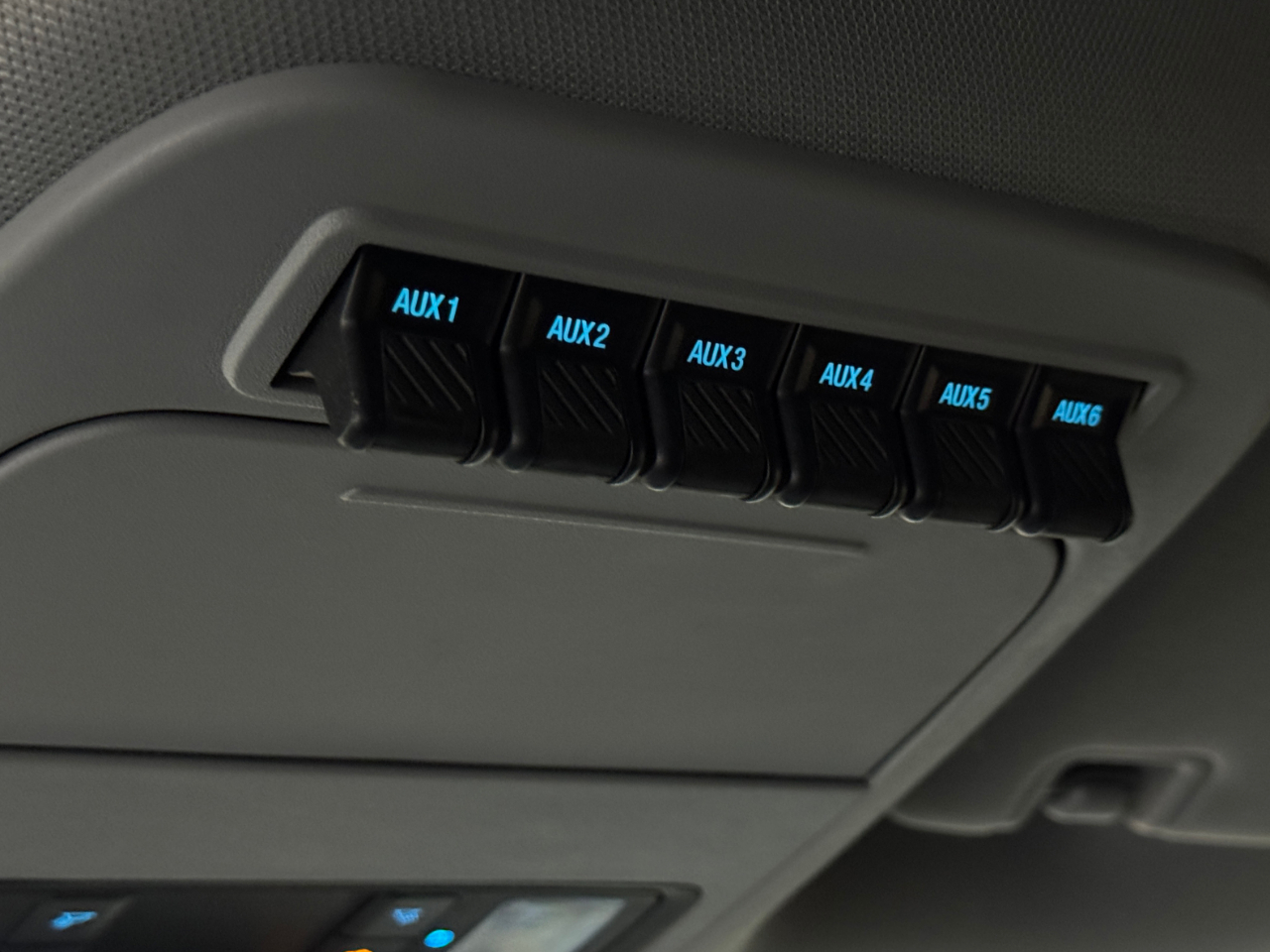 Ford Super Duty F-250 SRW  2024