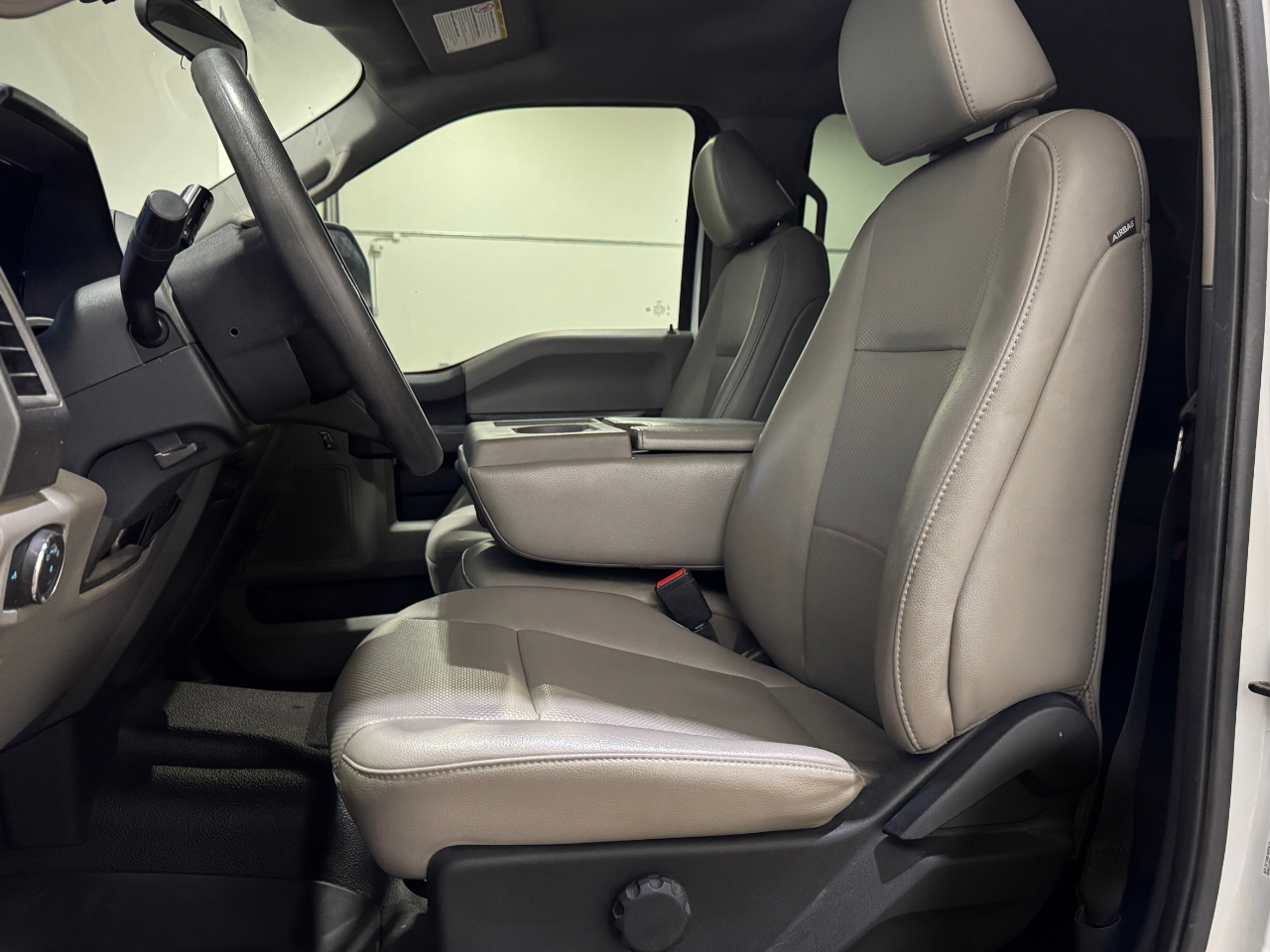 Ford Super Duty F-250 SRW  2022