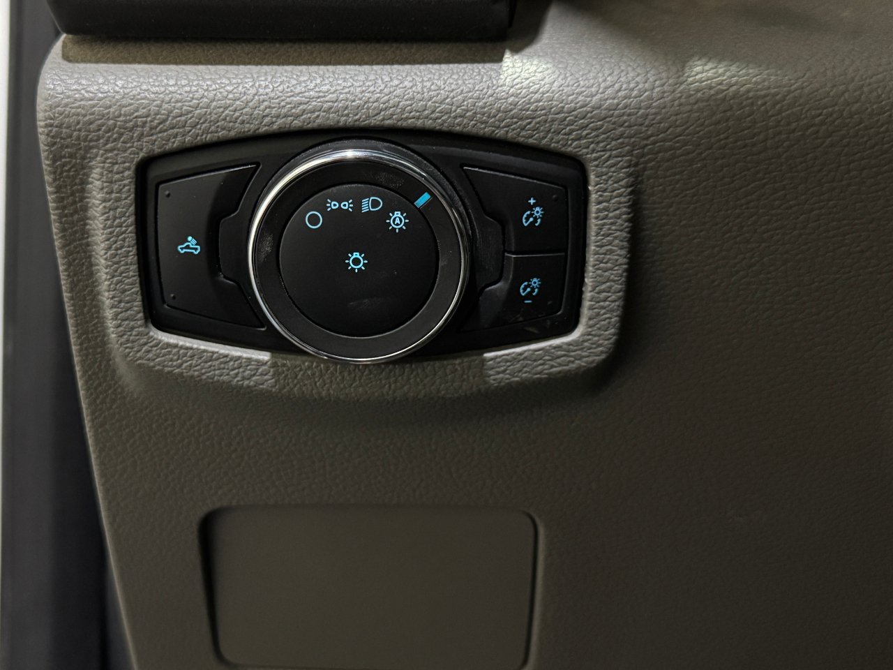 Ford Super Duty F-250 SRW  2022