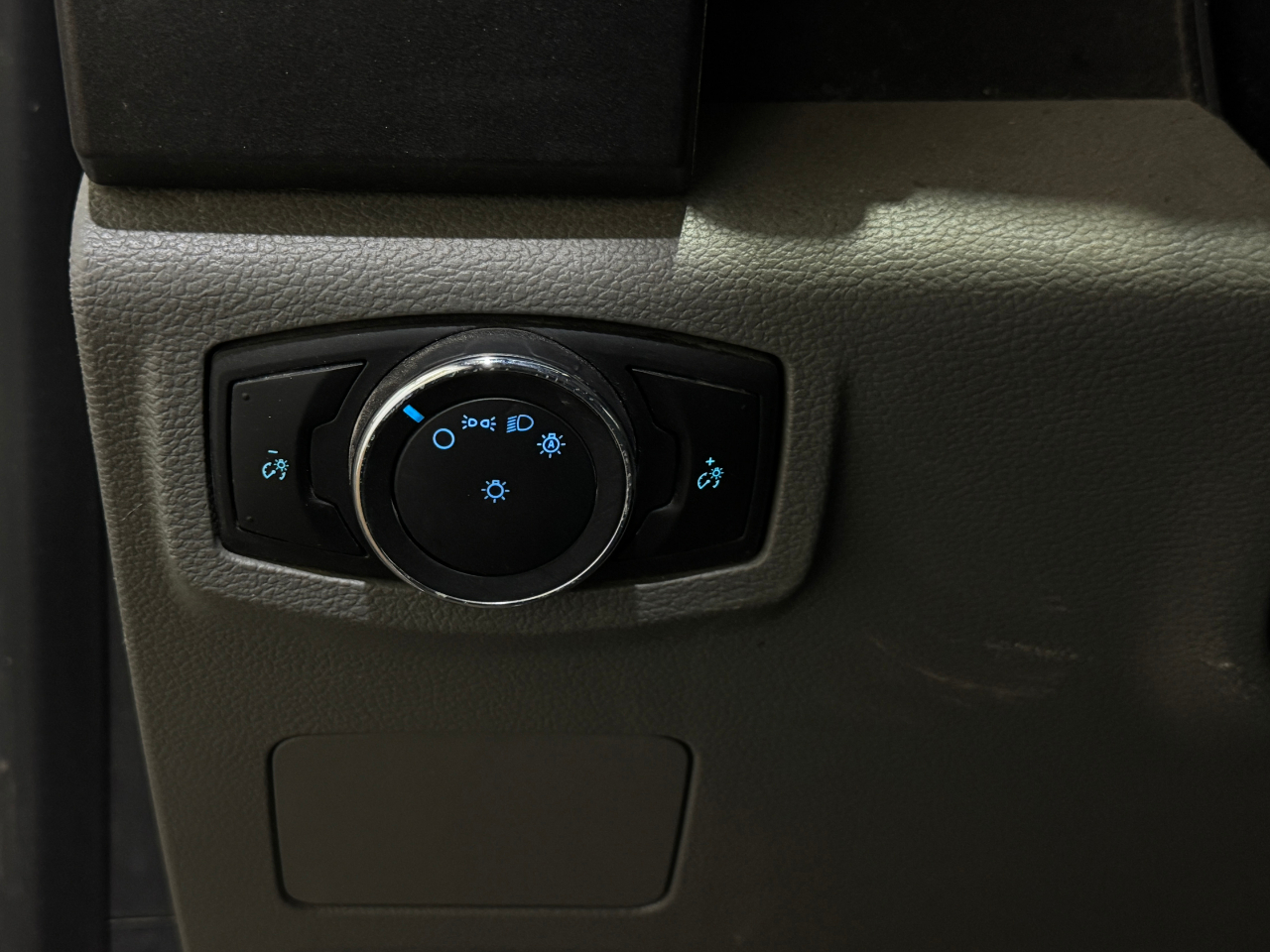 Ford Super Duty F-350 DRW  2020