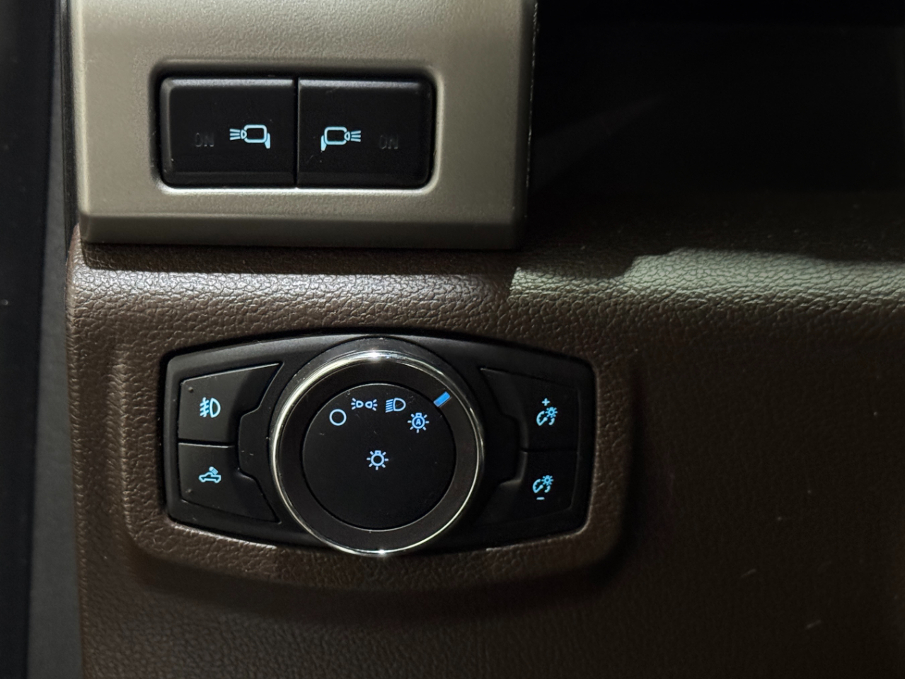 Ford Super Duty F-350 SRW  2017