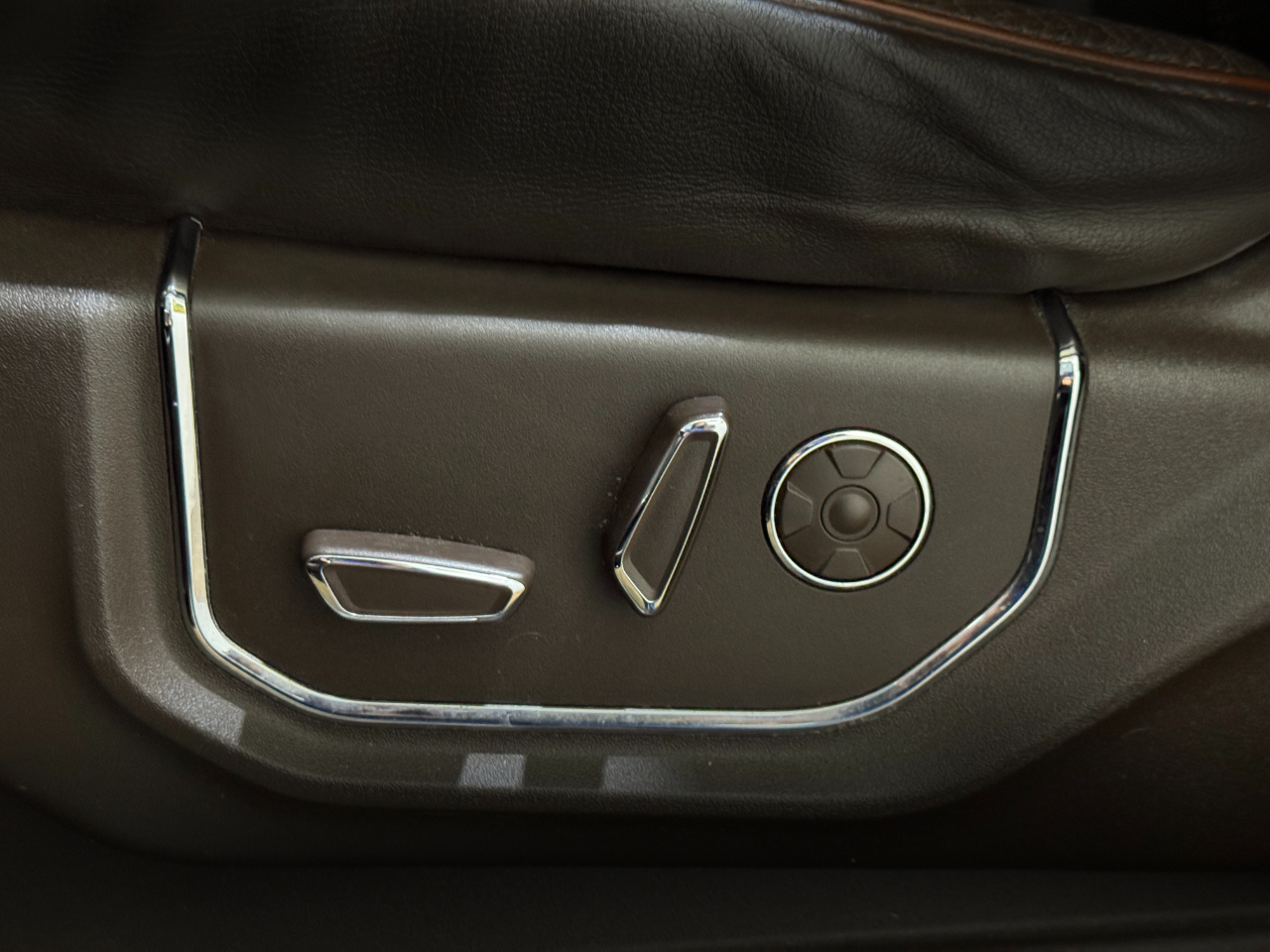 Ford Super Duty F-350 SRW  2017