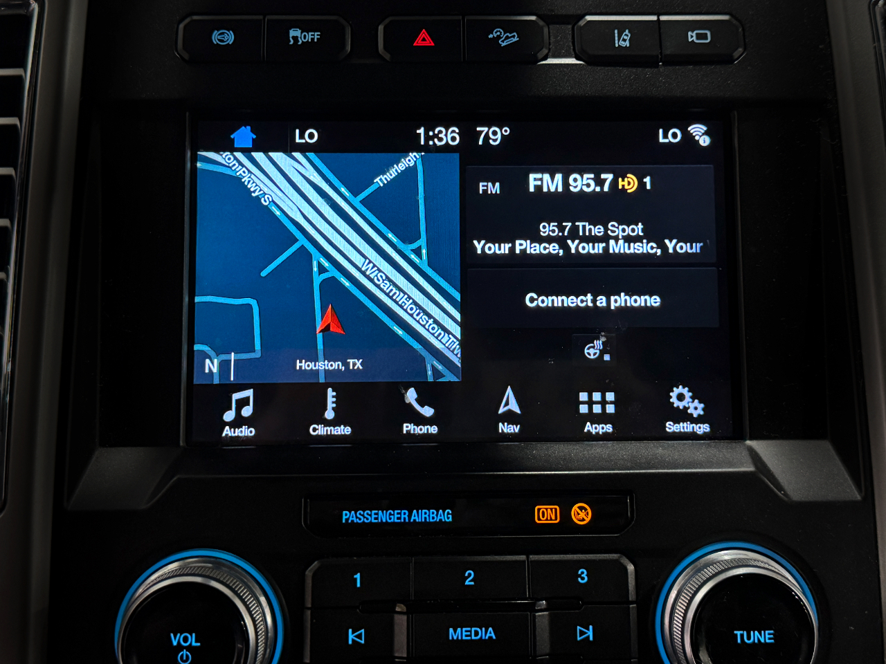 Ford Super Duty F-350 SRW  2017