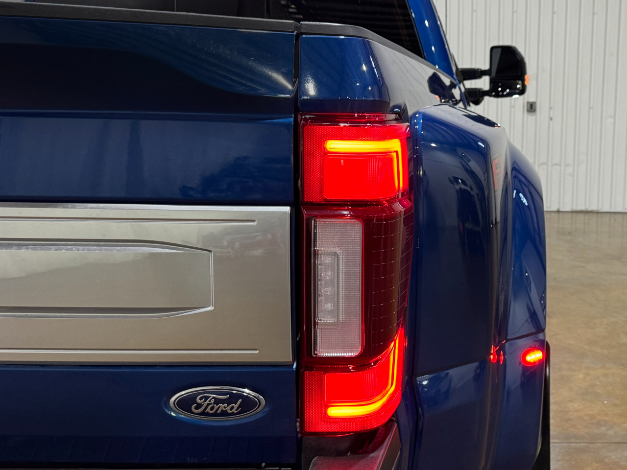 Ford Super Duty F-350 DRW  2022