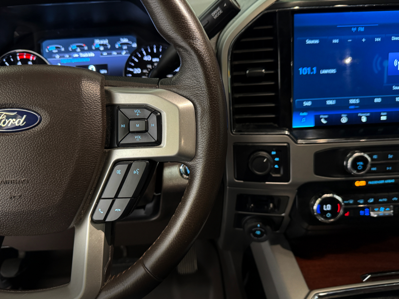 Ford Super Duty F-350 DRW  2022