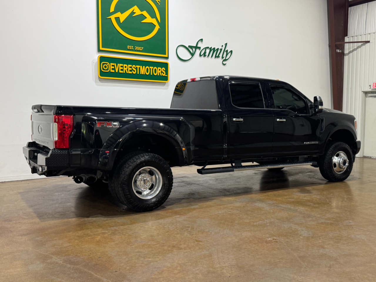 Ford Super Duty F-350 DRW  2018