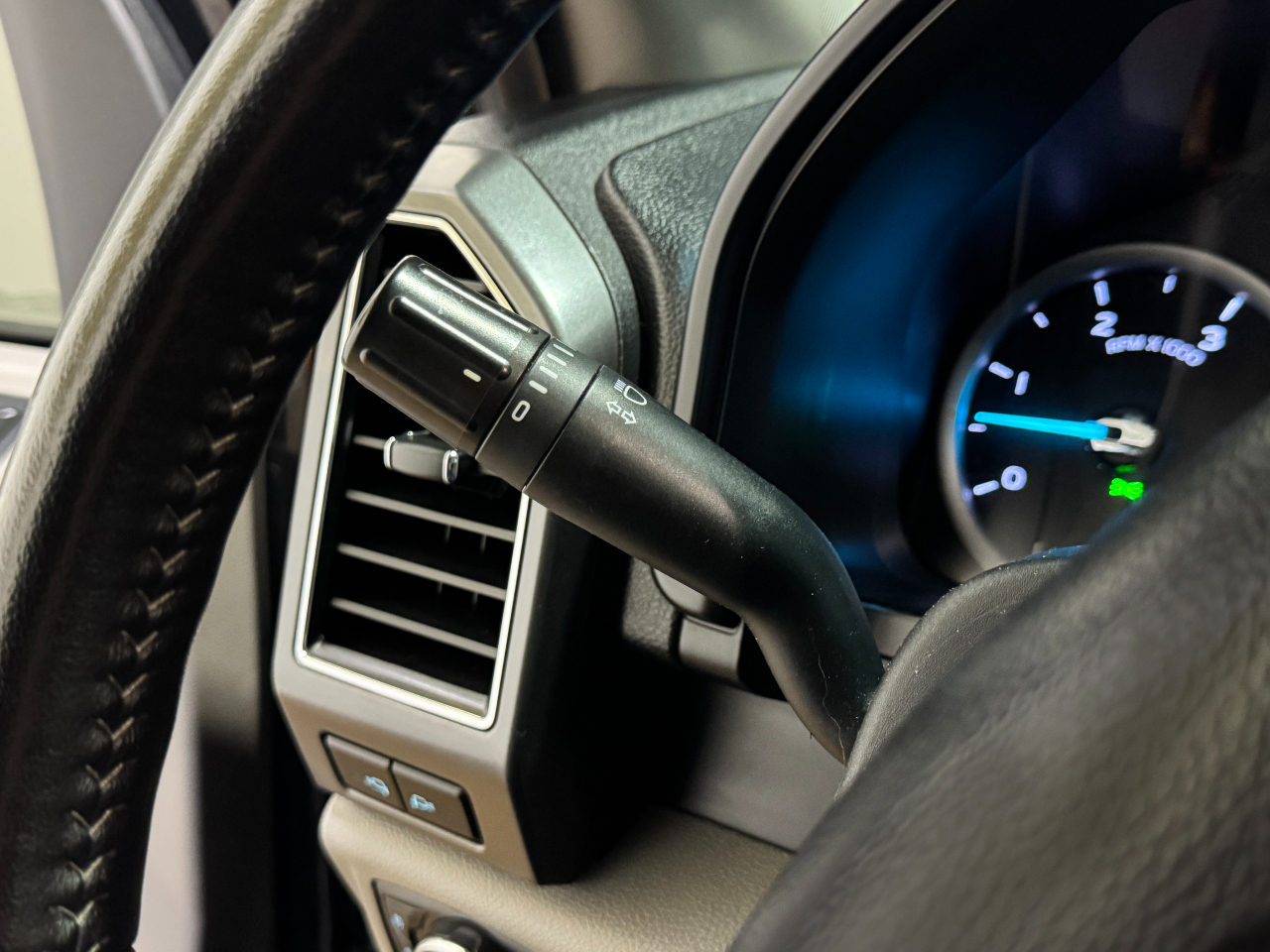 Ford Super Duty F-350 DRW  2018