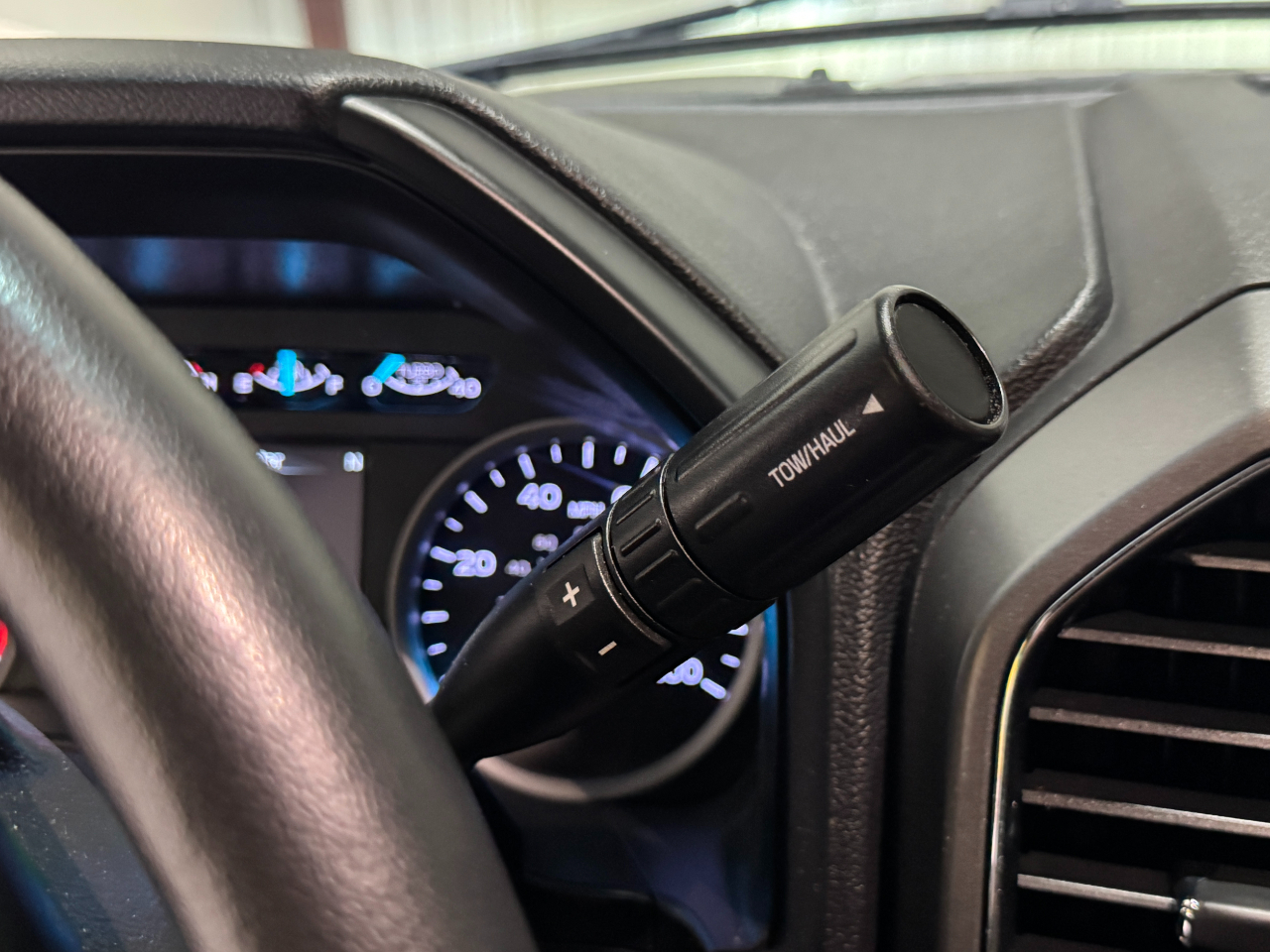 Ford Super Duty F-350 DRW  2018