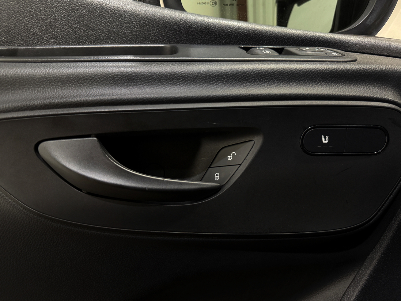 Mercedes-Benz Sprinter Cargo Van  2022