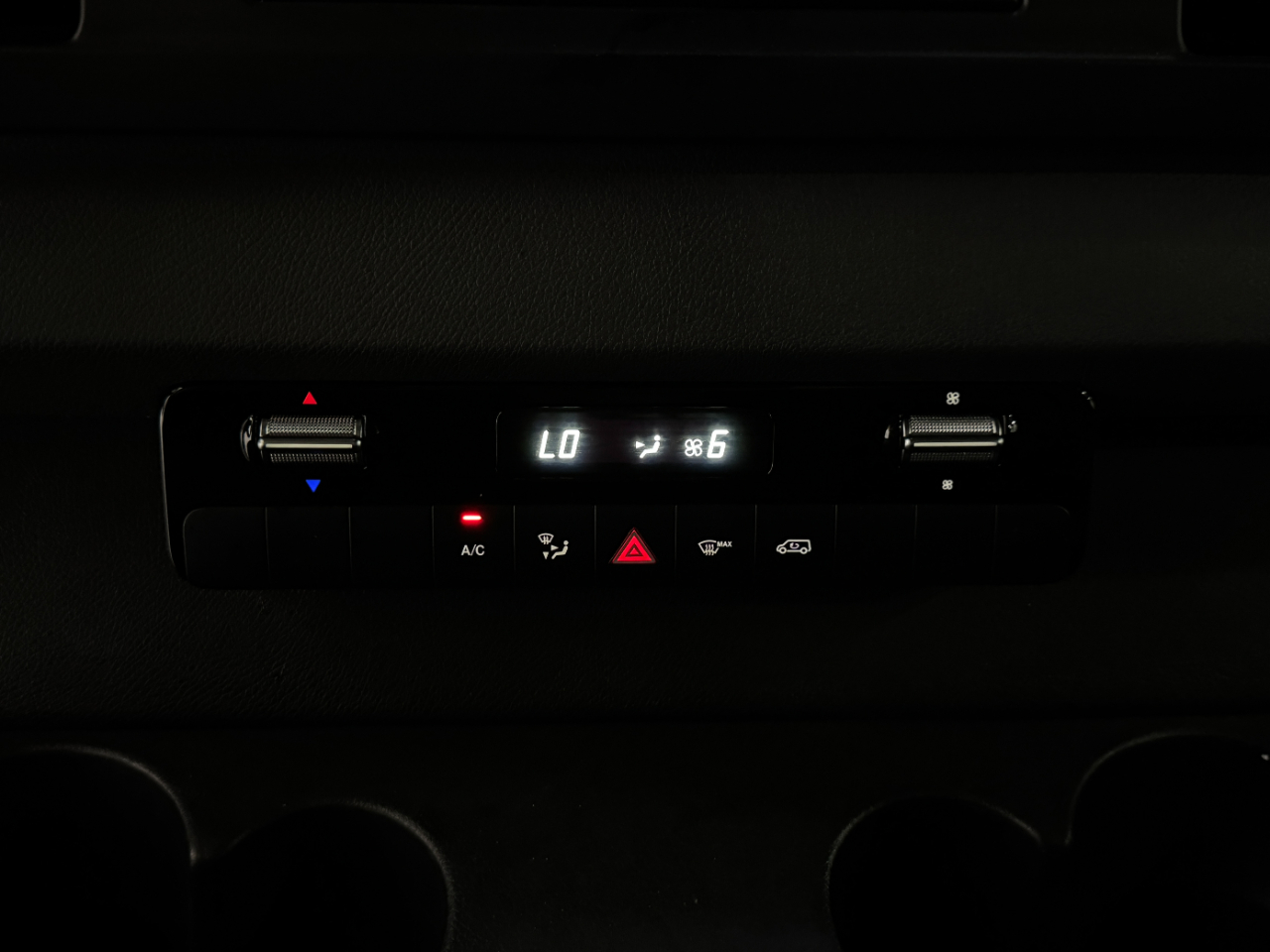 Mercedes-Benz Sprinter Cargo Van  2022