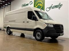 2022 Mercedes-Benz Sprinter Cargo Van 