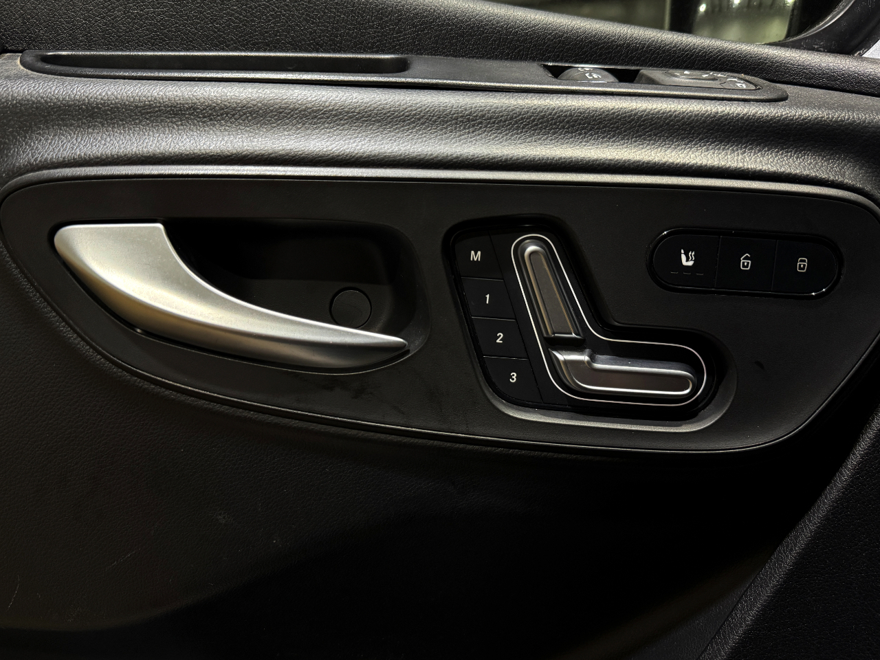 Mercedes-Benz Sprinter Cargo Van  2023