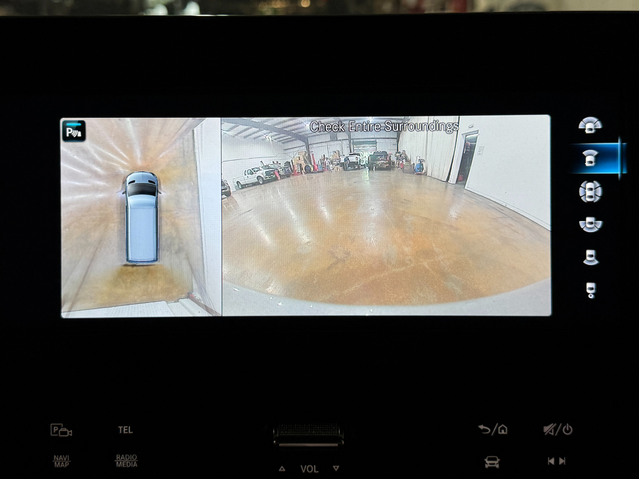 Mercedes-Benz Sprinter Cargo Van  2023