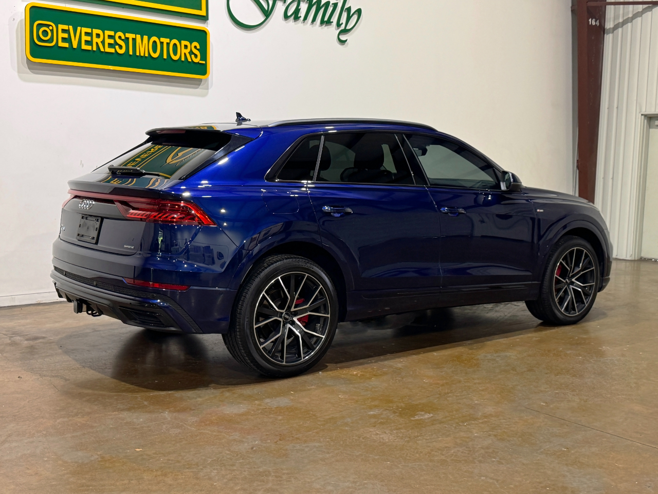 Audi Q8  2019