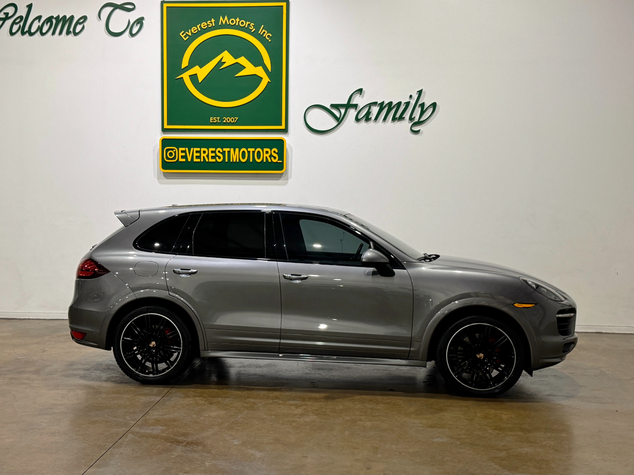 Porsche Cayenne  2014