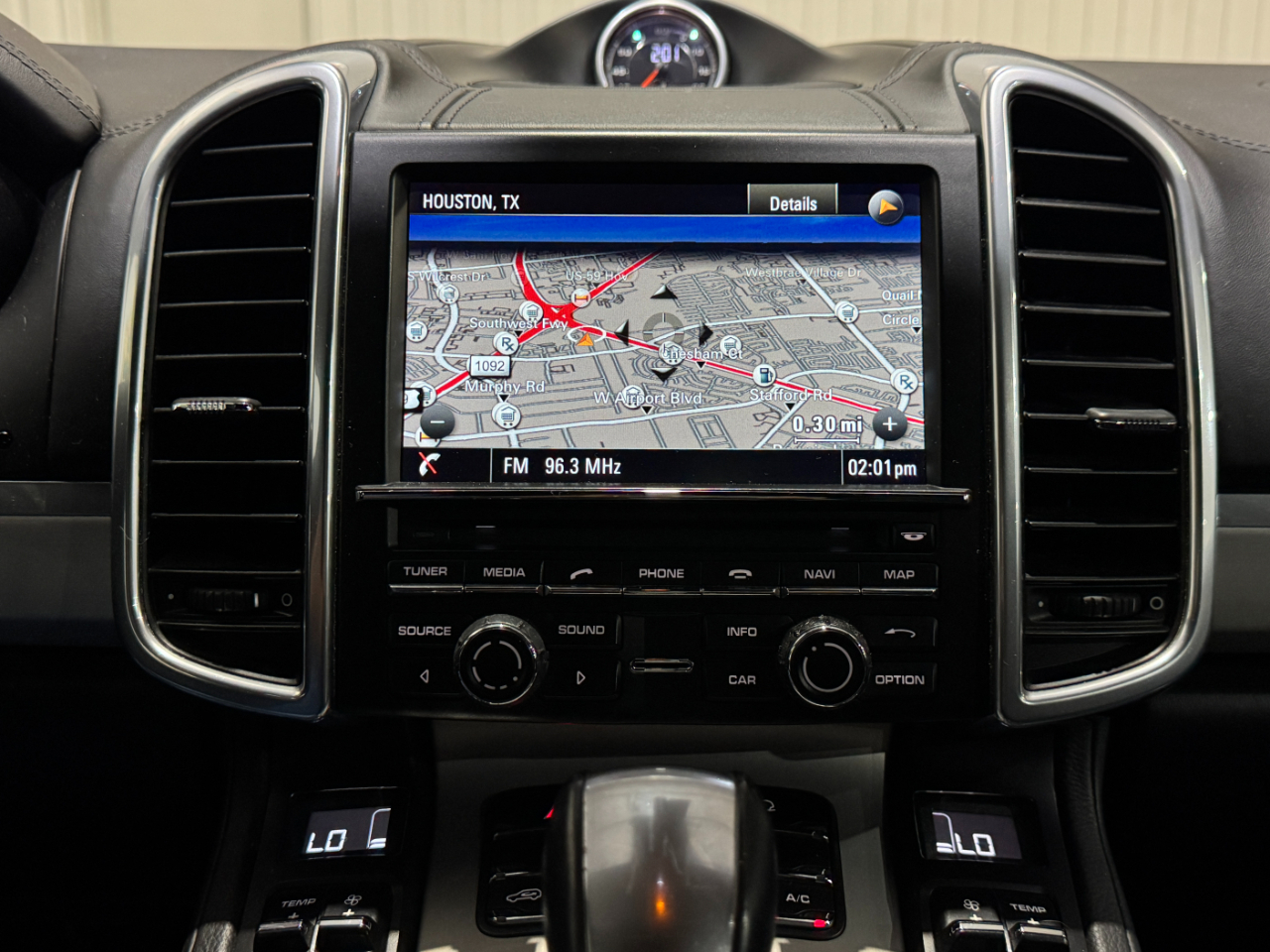 Porsche Cayenne  2014