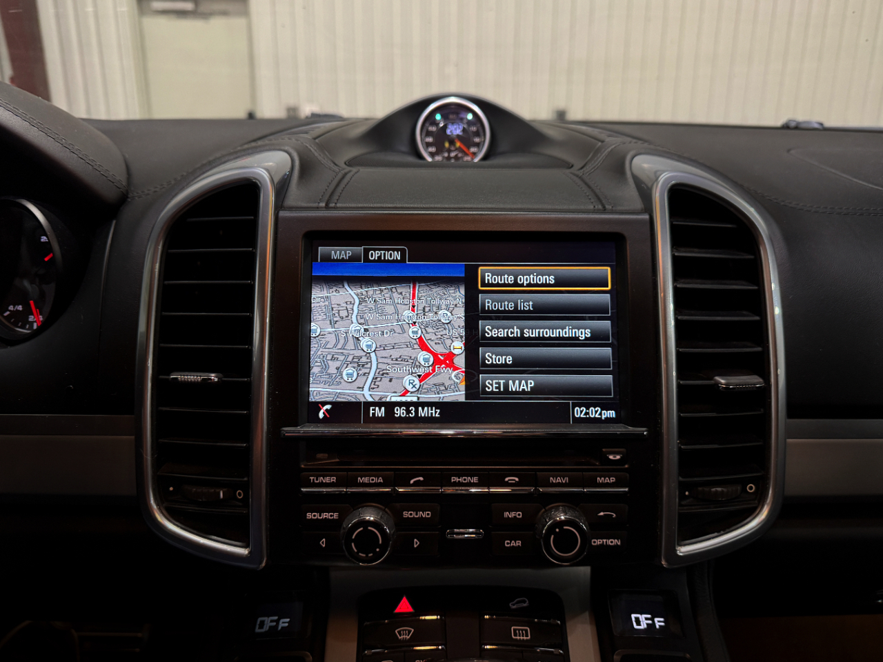 Porsche Cayenne  2014