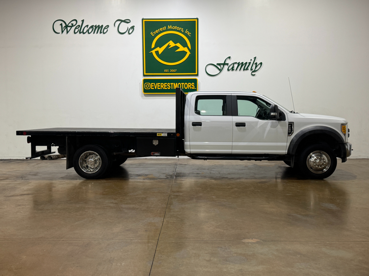 Ford Super Duty F-450 DRW  2017