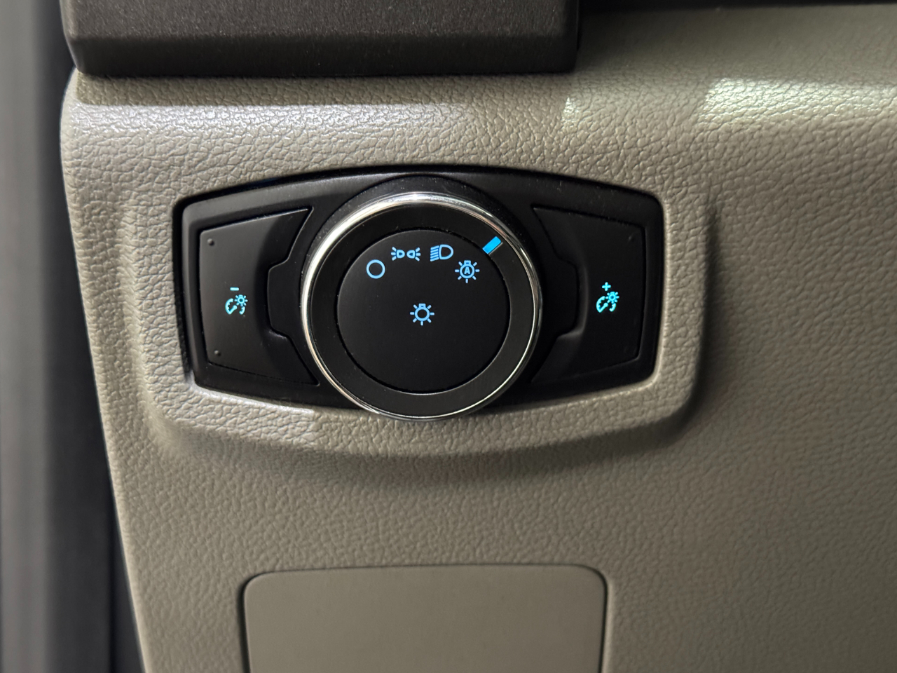 Ford Super Duty F-450 DRW  2017