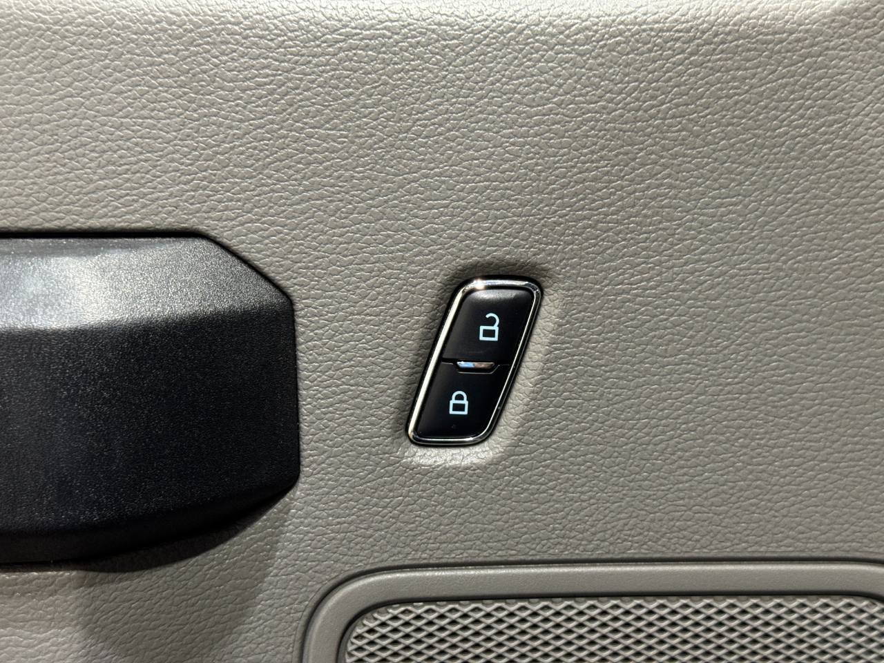 Ford Super Duty F-450 DRW  2017